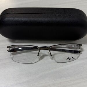 Oakley Eyeglasses ox3218 socket 5.5